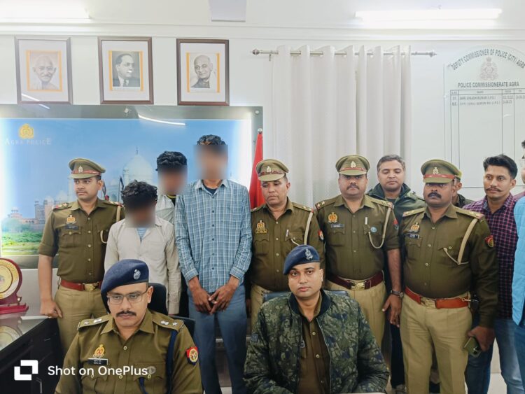 नकली पुलिस की असली पुलिस से मुठभेड़, दो के पैर में लगी गोली