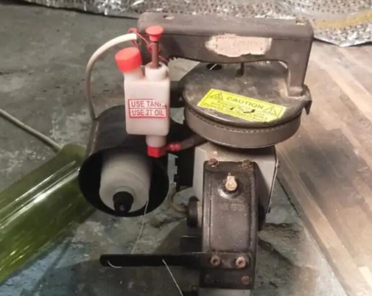 एसटीएफ ने जगदीशपुरा में पकड़ी नकली नमक और डिटर्जेंट पाउडर बनाने की फैक्ट्री