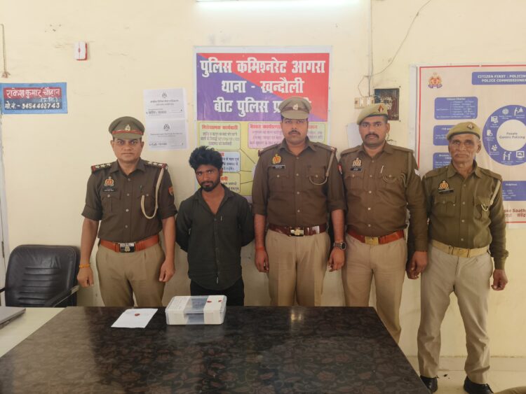 खंदौली पुलिस ने पकड़ा 50 हजार का इनामी, पांच मुकदमे हैं दर्ज