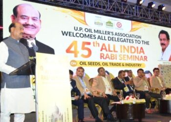 भारत की जलवायु, भारत की मिट्टी, भारत का पानी खाद्य तेलों के लिए सर्वश्रेष्ठ है: ओम बिरला