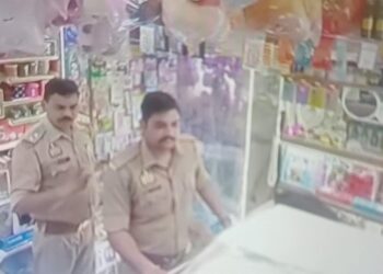 दुकानदार को थप्पड़ जड़ने वाला थप्पड़बाज दरोगा हुआ निलंबित