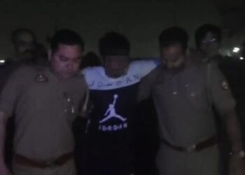 ताजगंज पुलिस की 10 हजार के इनामी बदमाश से मुठभेड़