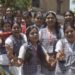 यूपी बोर्ड की दसवीं की परीक्षा में आगरा में मोनिका धाकरे, 12वीं में शिव कुमार ने किया टॉप