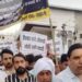 ज्वेलर्स के हत्यारों को पकड़कर फांसी देने के लिए निकाला कैंडल मार्च