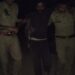 दोस्त ने की थी ऑटो चालक की फावड़े से गला रेत कर हत्या, मुठभेड़ में घायल