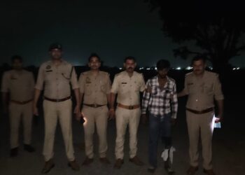 शाहगंज पुलिस की बाइक सवार बदमाशों से, सैया पुलिस की फाइनेंस कर्मी से लूट करने वालों से हुई मुठभेड़
