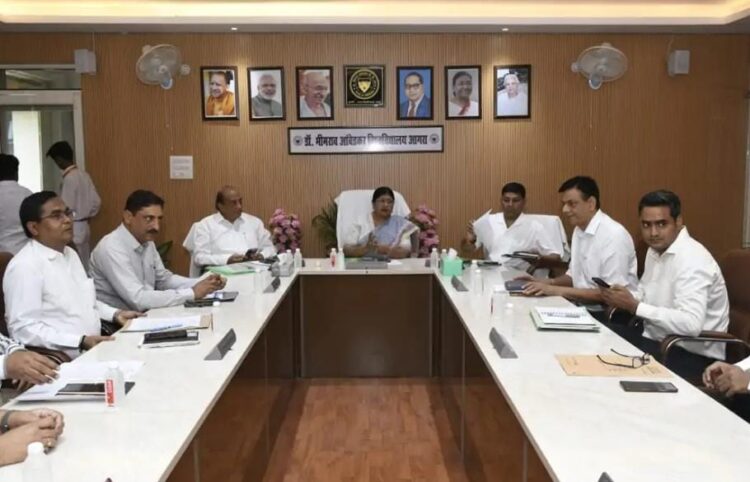 परीक्षा से एक दिन पहले रात तक सेंटर कैसे बनाए जाते? इस बात पर नाराज हुए अपर मुख्य सचिव