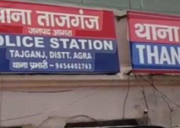 अधिवक्ता की दूसरी पत्नी जेवर चोरी करने के साथ बच्चे को भी साथ ले गई