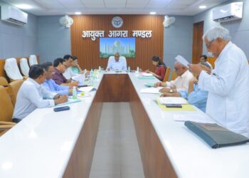 आगरा में ट्रैफिक व्यवस्था सुधार को डीसीपी ट्रैफिक की अध्यक्षता में बनेगी कमेटी
