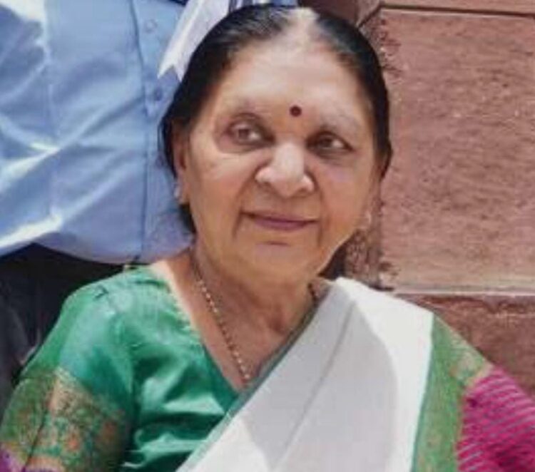 बुधवार को आगरा आ रहीं राज्यपाल आनंदीबेन पटेल