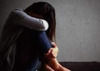 युवती के बनाए गए अश्लील वीडियो, पुलिस कमिश्नर के आदेश पर मुकदमा