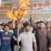महाराणा प्रताप के बोर्ड उखाड़ने पर आक्रोशित हुए लोग, हंगामा करते हुए फूंका इंस्पेक्टर सिकंदरा का पुतला