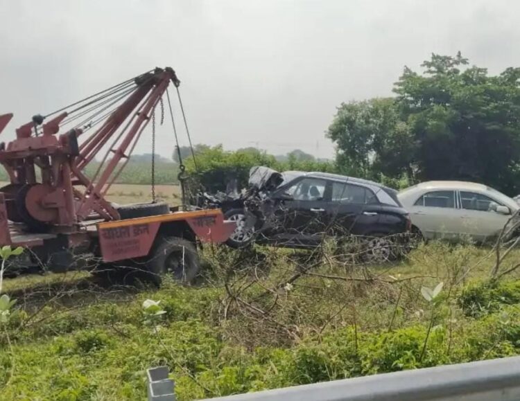 आगरा में तैनात पीसीएस की आगरा लखनऊ एक्सप्रेस वे पर सड़क हादसे में मौत