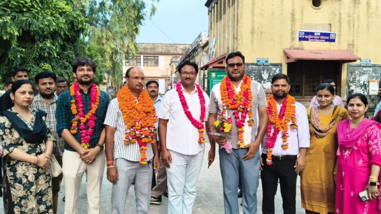 आगरा कॉलेज शिक्षणेत्तर कर्मचारी परिषद के चुनाव में जितेंद्र सिंह अध्यक्ष व गौरव शर्मा सचिव पद पर जीते