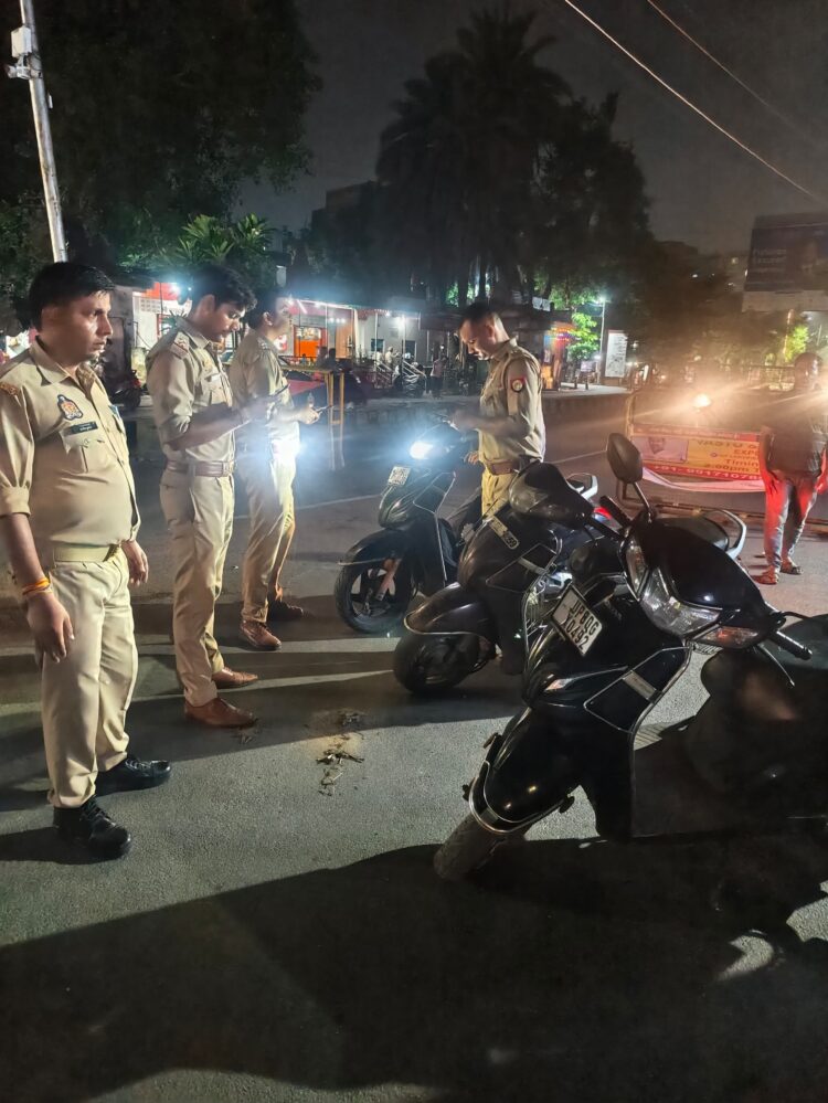 सेंट पीटर्स स्कूल के सामने 90 मिनिट की पुलिस चेकिंग में 100 गाड़ियों के चालान