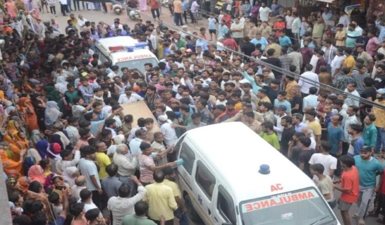 भूस्खलन में जान गंवाने वाले चारों लोगों के शव पहुंचे  रकाबगंज, हर आंख हुई नम