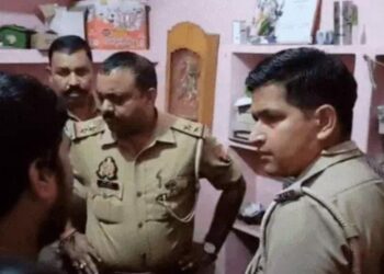 ट्रांस यमुना थाना क्षेत्र में चोर लगातार चोरी करता रहा, पुलिस सोती रही, 6 घरों में घुसा, दो घरों से 60 लाख की चोरी