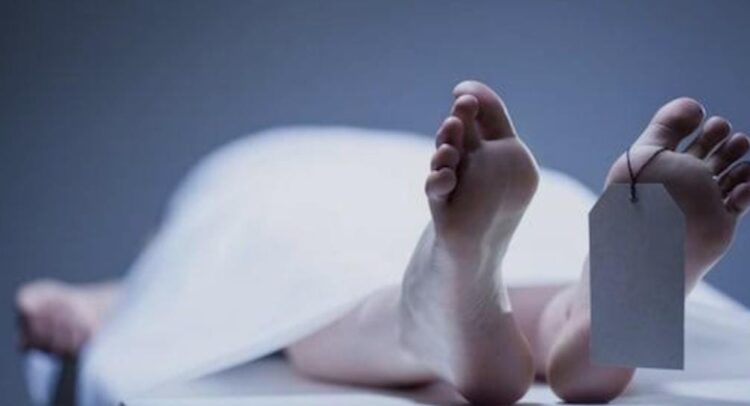 भरभराकर कमरे की छत गिरी,सो रहे युवक की मलबे में दबकर मौत