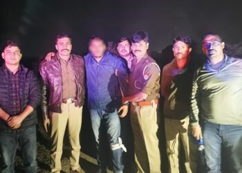 कांग्रेस नेता और उनके भाई पर फायरिंग करने वाले से पुलिस की मुठभेड़