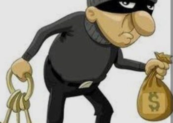 आम्बेडकर नगर में बंद मकान में लाखों रुपए की चोरी