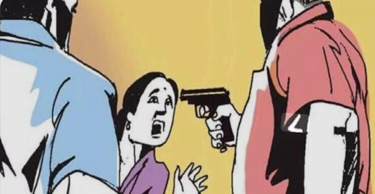 चार हथियारबंद बदमाश कारोबारी के घर में चोरी करने घुसे, बेटी ने शोर मचाकर सभी को बचाया