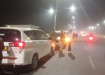 आगरा कानपुर-हाईवे पर एनआरआई से साढ़े तीन लाख रुपए की लूट