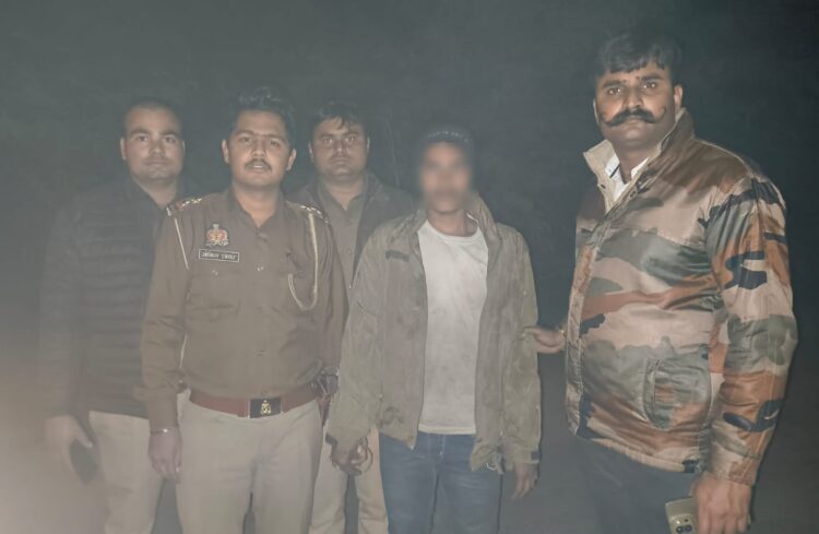 सिकंदरा में चेन लूटने वाले बदमाशों से पुलिस की मुठभेड़, एक के पैर में लगी गोली