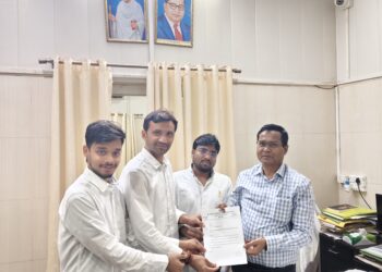 विश्वविद्यालय छात्रों की मार्कशीट्स में दर्शा रहा उनकी जाति, छात्र नेताओं ने किया विरोध