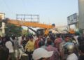 मेट्रो कार्य में लगी क्रेन की चपेट में आकर महिला की मौत
