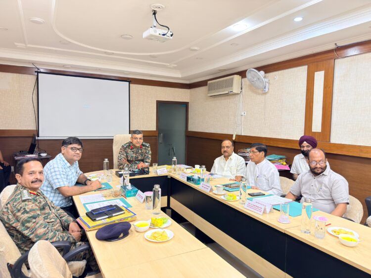छावनी क्षेत्र के समग्र विकास, बुनियादी सुविधाओं के विस्तार को लेकर हुई महत्वपूर्ण बैठक