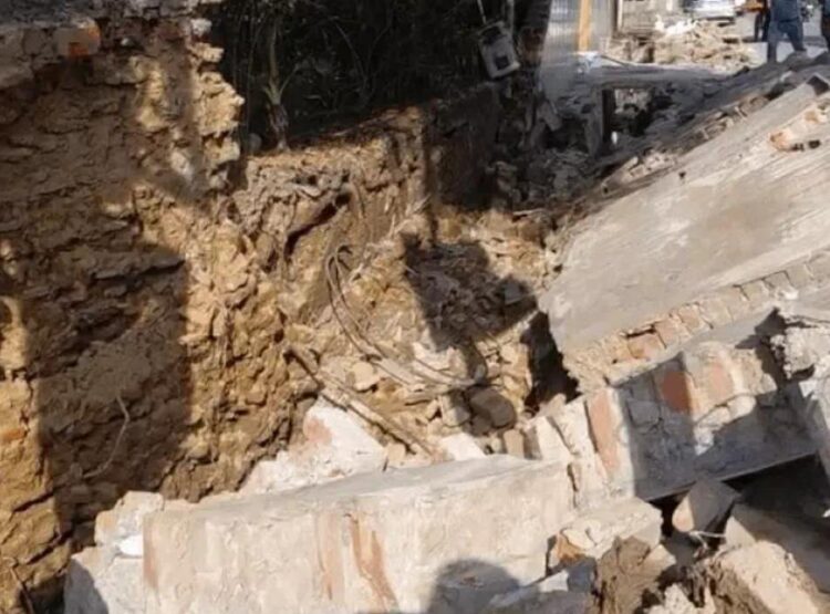 हरीपर्वत में नाला निर्माण के दौरान दीवार गिरी मजदूर की मौत