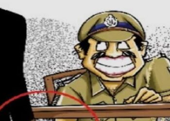 आगरा में पुलिस पर भ्रष्टाचार का एक और मामला, दरोगा पर 6 हजार रिश्वत लेकर कार छोड़ने के आरोप