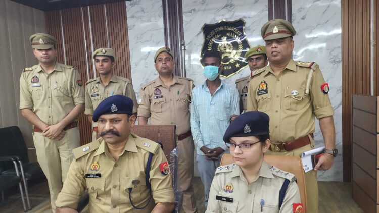 पालीवाल पार्क में हुई युवक की हत्या का पुलिस ने 24 घंटे में किया खुलासा