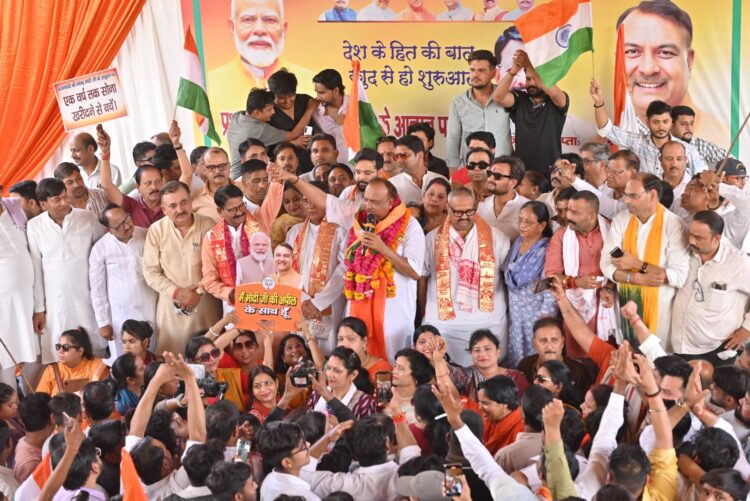 सांसद नवीन जैन के नेतृत्व में “राष्ट्र प्रथम अभियान” की जन संकल्प यात्रा में उमड़ा जनसैलाब