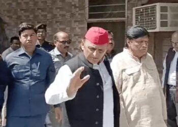 समाजवादी पार्टी के राष्ट्रीय अध्यक्ष अखिलेश यादव दो दिन आगरा में, आज पहुंचे रामजीलाल सुमन के यहां