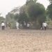 जमीन की पैमाइश करने पहुंची राजस्व टीम के सामने दो पक्षों में चले लाठी- डंडे