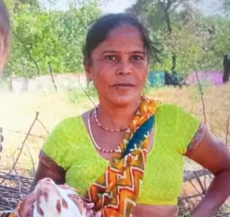 ताजगंज में पत्नी पर चाकू से हमला कर उसकी हत्या कर दी