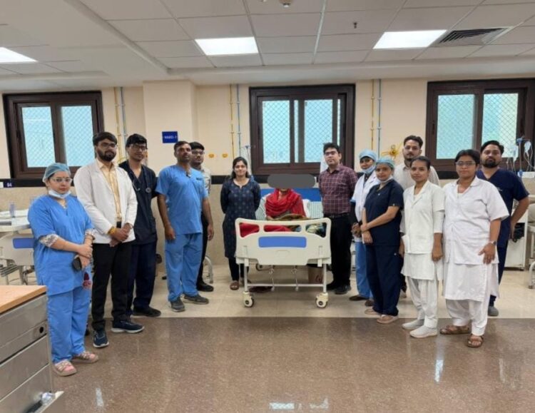 अब आगरा में भी अत्याधुनिक इलाज, एसएन में हुआ बिना बड़े चीरे के भोजन नली के कैंसर का ऑपरेशन