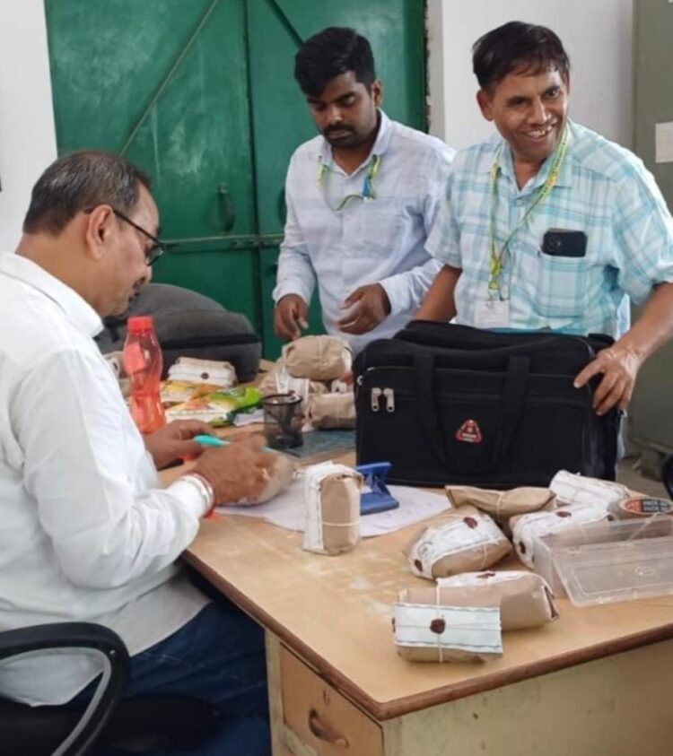एफएसडीए ने फ्लोर मिलों और खाद्य प्रतिष्ठानों से 16 खाद्य नमूने संग्रहित किए