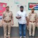 फर्जी दस्तावेजों के आधार पर प्लॉट का बैनामा कर करोड़ों रुपये की संपत्तियों पर कब्जा करने वाले गिरोह का सदस्य पकड़ा