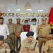 पुष्पा स्टाइल में 10 चक्का ट्रक में भूसे के नीचे छिपाकर ले जा रहे थे शराब