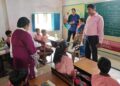 कस्तूरबा गांधी आवासीय बालिका विद्यालय में अचानक निरीक्षण पर पहुंच गए जिलाधिकारी