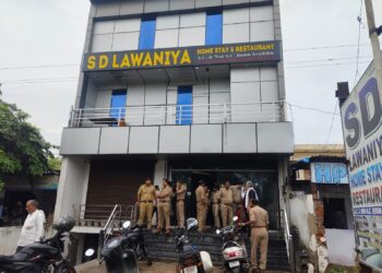 इरादतनगर में होटल में युवक की संदिग्ध परिस्थितियों में मौत, ग्रामीणों का हंगामा