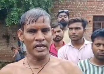 तालाब में डूबती बालिका को युवक ने छलांग लगाकर बचाया