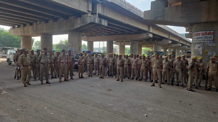यूजीसी रोलबैक प्रदर्शन को देखते हुए चप्पे-चप्पे पर पुलिस रही तैनात, हाईवे छावनी में रहा तब्दील, प्रदर्शनकारियों से पुलिस की नोकझोंक