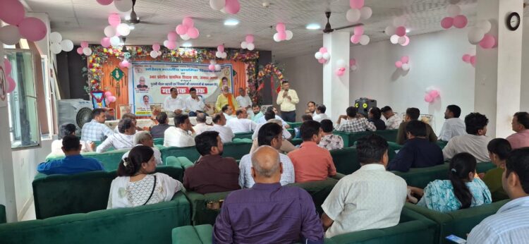 पुरानी पेंशन बहाली को लेकर शिक्षकों ने भरी हुंकार