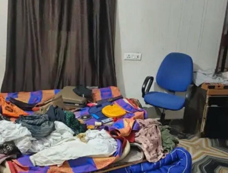 कागारौल में चोरों ने एक ही रात दो घरों में की चोरी, एक करोड़ के जेवर-नकदी किए पार