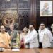 राम बारात में आ सकते हैं मुख्यमंत्री योगी आदित्यनाथ, दशरथ और कौशल्या पहुंचे निमंत्रण देने के लिए