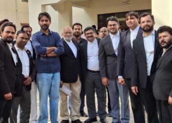 मुख्य चुनाव आयुक्त के आवास पर प्रदर्शन करने वालों पर धारा 307 के आरोप को कोर्ट ने निराधार माना