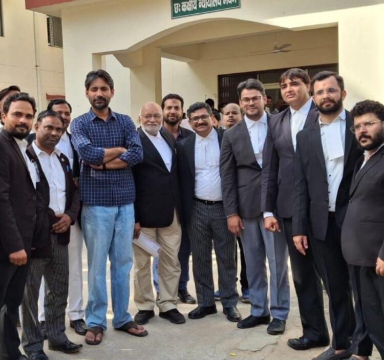मुख्य चुनाव आयुक्त के आवास पर प्रदर्शन करने वालों पर धारा 307 के आरोप को कोर्ट ने निराधार माना